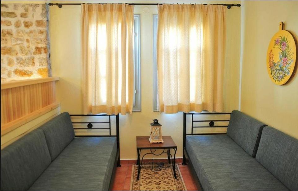Platanos In The Castle Hotel Ioannina Exterior foto